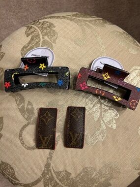 Fashion Jewelry Multicolor Monogram Hair Clip Set